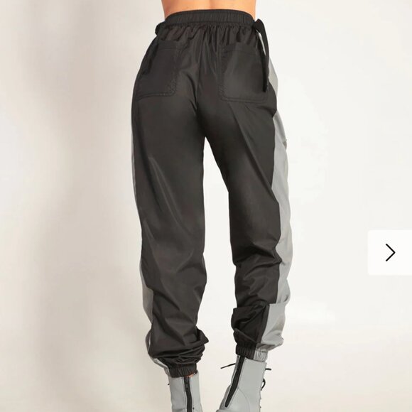 iHeartRaves Reflective Cargo Joggers - Picture 2 of 7